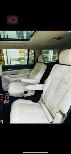 جیپ L گراند شیرۆکی